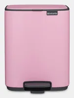 Brabantia Kosmetikeimer Bo 7 l, Rosa - Anzahl Behälter: 1 - Detailfarbe: Rosa - Form: Eckig - Fassungsvermögen: 7 l - Höhe: 31 cm - Material: Kunststoff - Stahl
