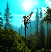 Dameco Gartenstecker Fee 95 cm, Schwarz - Produkttyp: Gartenstecker - Höhe: 95 cm - Motiv: Fee - Detailfarbe: Schwarz