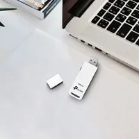TP-Link WLAN-N USB-Stick TL-WN821N - Schnittstelle Hardware: USB 2.0 - WLAN Standard: IEEE 802.11n (Wi-Fi 4) - IEEE 802.11b (Wi-Fi 2) - IEEE 802.11g (Wi-Fi 3) - Frequenzband: 2.4 GHz - Formfaktor: Extern - Höhe Slot-Blech: Extern