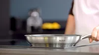 Tefal Bratpfanne Virtuoso 24 cm - Material: Aluminium - Keramik - Pfannentyp: Bratpfanne - Kompatible Kochfelder: Backofen - Glaskeramik - Feuer - Gas - Grillrost - Halogen - Induktion - Eisenplatten - Elektro - Antihaftbeschichtung: Nein - Detailfarbe: S