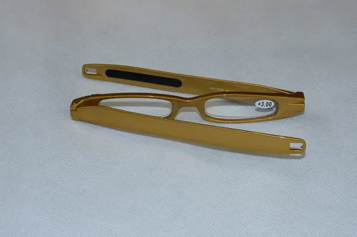 Figoline Lesebrille Gold +2,5 - Grössensystem: EU - Brillenglasfarbe: Klar - Zielgruppe: Unisex - Sehstärke: +2 -5 - Brillenform: Rechteckig - Kopfbreite: Normal