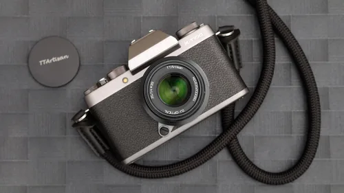 TTArtisan APS-C 35mm F1.4 MILC Black