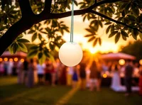 Dameco LED Hängelampe Outdoor weiss D20 cm, 3000 Kelvin, 80 lm, 4W - Betriebsart: Akkubetrieb - Lampensockel: LED fest verbaut - Smart Home: Nicht kompatibel - Farbtemperatur Kelvin: 3000 K - Anwendungsbereich: Outdoor - Gesamtleistung: 4 W
