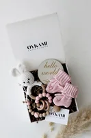Oykami Baby Geschenkbox Rosa Phoenix Hase - Material: Plüsch - Holz - Detailfarbe: Rosa
