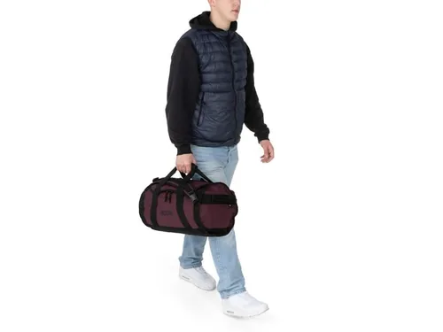 KOOR Duffle Bag Sooma 30 l, Maroon - Breite: 30.5 cm - Höhe: 40 cm - Tiefe: 50 cm - Volumen: 30 l - Farbe: Dunkelrot - Material: Recycled PET