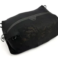 Peak Design Ultraleichter Mesh-Packwürfel S Schwarz - Tragemöglichkeit: Gurtschlaufe - Detailfarbe: Schwarz - Zusatzfächer: Nein - Ausstattung: Durchsichtig - Reissverschluss - Anzahl Objektive: 0 - Bauform Kamera: Zubehör