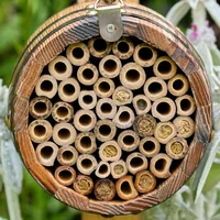 Wildlife World Wildbienenhotel Bienenfass 13 x 13 x 18 cm - Gartentier: Wildbiene - Tierart: Insekten - Produkttyp: Insektenhotel
