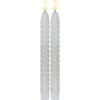 Star Trading LED-Stabkerzen Set Flamme Swirl, Ø 2.3 x 25 cm, Weiss, 2 Stk - Betriebsart: Batteriebetrieb - Fernbedienung: Nein - Aussenanwendung: Nein - Höhe: 25 cm - Timerfunktion: Ja - Set: Ja