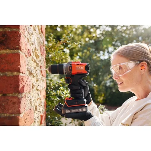 BlackDecker Akku-Schlagbohrschr. 18V 2x2Ah, Kof BCD383D2XK