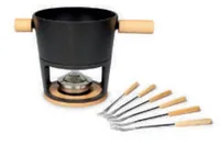 Stöckli Käsefondue-Set Titlis Big 9 Teile, Schwarz - Anzahl Personen: 6 - Materialtyp: Metall - Material: Gusseisen - Betriebsart: Pastenbrenner - Kompatible Kochfelder: Glaskeramik - Feuer - Gas - Halogen - Induktion - Elektro - Detailfarbe: Schwarz