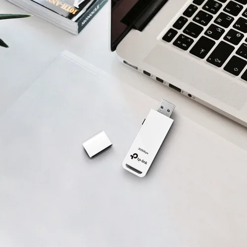 TP-Link WLAN-N USB-Stick TL-WN821N - Schnittstelle Hardware: USB 2.0 - WLAN Standard: IEEE 802.11n (Wi-Fi 4) - IEEE 802.11b (Wi-Fi 2) - IEEE 802.11g (Wi-Fi 3) - Frequenzband: 2.4 GHz - Formfaktor: Extern - Höhe Slot-Blech: Extern