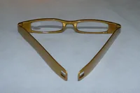 Figoline Lesebrille Gold +2,5 - Grössensystem: EU - Brillenglasfarbe: Klar - Zielgruppe: Unisex - Sehstärke: +2 -5 - Brillenform: Rechteckig - Kopfbreite: Normal
