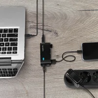 LogiLink UA0085 Schnittstellen-Hub USB 2.0 Type-A 480 Mbit/s Schwarz