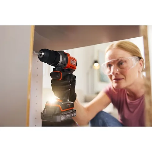 Black & Decker BCD382D1XK-QW drill Orange
