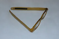 Figoline Lesebrille Gold +2,5 - Grössensystem: EU - Brillenglasfarbe: Klar - Zielgruppe: Unisex - Sehstärke: +2 -5 - Brillenform: Rechteckig - Kopfbreite: Normal