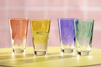 Leonardo Trinkglas Twist 300 ml, 4 Stück, Gelb - Glas Typ: Trinkglas - Material: Kalk-Natron-Glas - Detailfarbe: Gelb - Höhe: 13 cm - Verpackungseinheit: 4 Stück - Volumen: 300 ml
