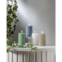 Star Trading LED-Kerze Pillar Flamme Stripe, Ø 7.5 x 15 cm, Grün - Betriebsart: Batteriebetrieb - Fernbedienung: Nein - Aussenanwendung: Nein - Höhe: 15 cm - Timerfunktion: Ja - Set: Nein