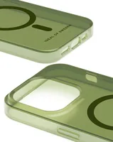 Ideal of Sweden Back Cover Clear Case iPhone 15 Pro Khaki - Grundfarbe: Grün - Fallsicher: Ja - Kompatible Hersteller: Apple - Detailfarbe: Grün - Mobiltelefon Kompatibilität: iPhone 15 Pro - Material: Polycarbonat (PC) - Thermoplastisches Polyurethan (TP