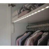 Star Trading LED-Stripe 1 m mit Bewegungssensor - Lampensockel: LED fest verbaut - Aussenanwendung: Nein - Inklusive Netzteil: Nein - Dimmbar: nicht dimmbar - Set: Nein - Länge: 1 m