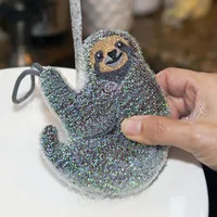Kikkerland Schwamm Faultier 3 Stück - Materialtyp: Kunststoff - Material: Polyuretahn (PU) - Nachhaltigkeit: Nicht angegeben - Fleckenradierer: Nein - Geeignete Oberflächen: Glas - Detailfarbe: Grau