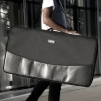 UDG Gear Transporttasche Urbanite XL zu MIDI Controller Sleeve - Breite: 922 mm - Höhe: 492 mm - Tiefe: 135 mm