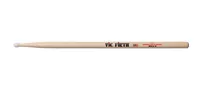 Vic Firth Drumsticks ROCKN – 1 Paar - Packungsgrösse: 1 Paar - Ausstattung: Nylon-Tip - Material: Holz - Modell: Nicht standardisiert