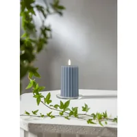Star Trading LED-Kerze Pillar Flamme Stripe, Ø 7.5 x 15 cm, Blau - Betriebsart: Batteriebetrieb - Fernbedienung: Nein - Aussenanwendung: Nein - Höhe: 15 cm - Timerfunktion: Ja - Set: Nein