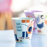 Koziol Trinkbecher Nora M Purrs Content 300 ml, 1 Stück, Mehrfarbig - Glas Typ: Trinkbecher - Material: Biozirkulärer Kunststoff - Detailfarbe: Mehrfarbig - Höhe: 8.9 cm - Volumen: 300 ml