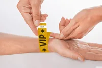 SIGEL Eventbänder Super Soft, Gold EB217 Aufdruck VIP,255x25mm,120 ST