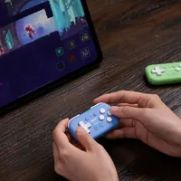 8bitdo Gamepad Micro Wireless Controller NSW2/NSW/Android Blau - Plattform: Android - Nintendo Switch - Nintendo Switch 2 - Nintendo Switch OLED-Modell - Verbindungsmöglichkeiten: Bluetooth - USB Typ-C - Controller Typ: Gamepad - Detailfarbe: Blau