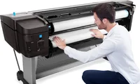 HP Designjet T1700 44-in Printer stampante grandi formati Getto termico d'inchiostro A colori 2400 x 1200 DPI 1118 x 1676 mm Collegamento ethernet LAN