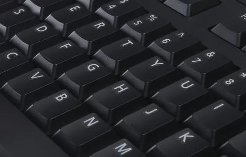 Dell Tastatur KB522 DE-Layout - Tastatur Typ: Business - Tastaturlayout: QWERTZ (DE) - Tastatur Features: Medientasten - Ziffernblock - USB-Hub - Keyboard Tasten: Klassisch (Knöpfe) - Detailfarbe: Schwarz - Ziffernblock: Ja