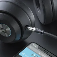 sonero Audio-Kabel 3.5 mm Klinke - 3.5 mm Klinke 2 m - Kabeltyp: Anschlusskabel - Audioanschluss Seite A: 3.5 mm Klinke - Audiokanäle: Stereo - Audioanschluss Seite B: 3.5 mm Klinke - Detailfarbe: Schwarz - Länge: 2 m