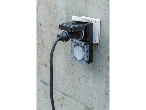 Max Hauri Zeitschaltuhr IP55 24 h Mechanisch - Montage: Zwischenstecker - Kürzeste Schaltzeit: 15 min - Anwendungsbereich: Outdoor - Indoor - Anzahl Schaltpunkte: 24 - Funktionsweise Zeitschaltuhr: Mechanisch - Funktionen: Dauerbetrieb Ein/Aus