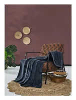 Flair Decke Coral 150 x 200 cm, Jeans - Eigenschaften: Keine Eigenschaft - Zertifikate: Keine Zertifizierung - Breite: 150 cm - Höhe: 200 cm - Detailfarbe: Jeansblau - Produkttyp: Decken