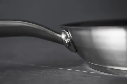 Tefal Bratpfanne Virtuoso 24 cm - Material: Aluminium - Keramik - Pfannentyp: Bratpfanne - Kompatible Kochfelder: Backofen - Glaskeramik - Feuer - Gas - Grillrost - Halogen - Induktion - Eisenplatten - Elektro - Antihaftbeschichtung: Nein - Detailfarbe: S