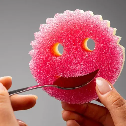 Scrub Daddy Scrub Mommy Original Putzschwamm 1 Stück, Pink - Materialtyp: Naturschwamm - Material: Naturschwamm - Eigenschaften: Keine Eigenschaft - Zertifikate: Keine Zertifizierung - Fleckenradierer: Keine Angaben - Geeignete Oberflächen: Diverse