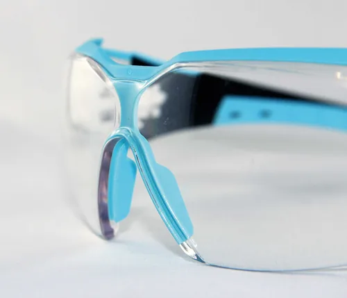 uvex Schutzbrille Pheos cx2, Grau - Grössentyp: Normalgrösse - Brillenglasfarbe: Grau - Detailfarbe: Schwarz - Grössensystem: EU - Grösse: Standard - Zielgruppe: Unisex