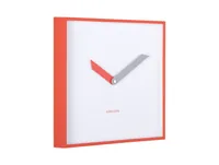 KARLSSON Wanduhr Cool Retro Cuadrado 28,3 x 28.3 cm, Scharlachrot - Uhrtyp: Analog - Betriebsart: Akkubetrieb - Batteriebetrieb - Funksignal: Nein - Funktionen: Zeit - Form: Quadrat - Detailfarbe: Rot - Scharlachrot