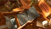 Logitech Tablet Tastatur Cover Casa Pop-Up Desk - Verbindungsmöglichkeiten: Bluetooth - Tastaturlayout: QWERTZ (CH) - Kompatible Hersteller: Universal - Detailfarbe: Grau - Bildschirmdiagonale in Zoll: 17 - Tablet Kompatibilität: Universal