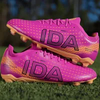 IDA Sports Fussballschuh Helia Club FG/AG Dunkelpink, 39.5 - Detailfarbe: Dunkelpink - Zielgruppe: Damen - Sohlen: Kunstrasen (AG) - Nocken (FG) - Schuhgrösse (EU): 39.5