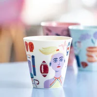 Koziol Trinkbecher Nora M Sisters Move 300 ml, 1 Stück, Mehrfarbig - Glas Typ: Trinkbecher - Material: Kunststoff - Detailfarbe: Mehrfarbig - Höhe: 8.9 cm - Volumen: 300 ml