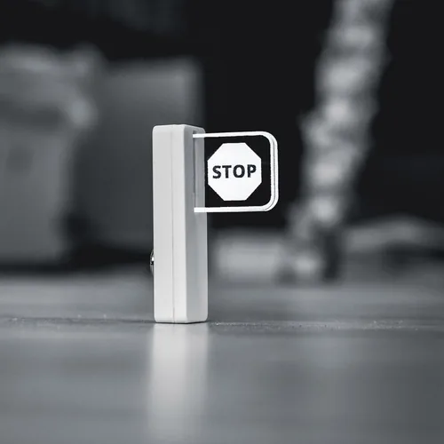 Luxafor Flag mit 1.5m USB-C STOP - Grundfarbe: Keine Angabe - Detailfarbe: Keine Angabe - Verbindungsmöglichkeiten: USB Typ-C - Kabelgebunden: Ja