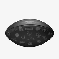 Wilson Football NFL 32 Team - Nachhaltigkeit: Nicht angegeben - Einsatzgebiet: Outdoor - Sportart: Football - Farbe: Schwarz - Material: Composite Leder - Ballgrösse: One Size