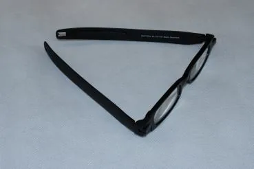 Figoline Lesebrille Black Business +2,0 - Grössensystem: EU - Brillenglasfarbe: Klar - Zielgruppe: Unisex - Sehstärke: +2 -0 - Brillenform: Rechteckig - Kopfbreite: Normal