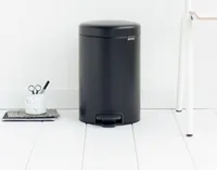 Brabantia Treteimer NewIcon 12 l, Matt Black - Fassungsvermögen: 12 l - Anzahl Behälter: 1 - Detailfarbe: Schwarz - Form: Rund - Material: Edelstahl