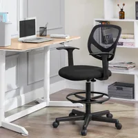 Songmics Bürostuhl mit Armlehnen und Fusskreuz, Schwarz - Produkttyp: Bürostuhl - Material Bezug: Polyester - Armlehnen: Ja - Material Fuss: Metall - Rückenart: Netzrücken - Rollenart: Universalrollen