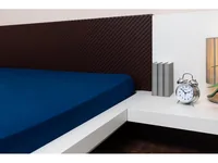 COCON Fixleintuch 90-100 x 200 cm, Marineblau - Eigenschaften: Keine Eigenschaft - Zertifikate: Keine Zertifizierung - Grösse: 90-100 x 200 cm - Matratzenhöhe bis: 30 cm - Detailfarbe: Marineblau - Trocknergeeignet: Ja