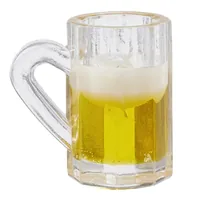 HobbyFun Mini-Utensilien Bierglas 1.5 cm, 2 Stück - Detailfarbe: Gelb - Material: Polyresin - Verpackungseinheit: 2 Stück - Motiv: Getränk - Anlass: Basteln