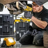 DEWALT Akku-Baustellenleuchte DCL077 12/18 V, Solo - Anwendungsbereich: Werkstatt - Leuchten Kategorie: Handleuchte - Zusätzliche Ausstattung: Keine - Leuchtmittel mitgeliefert: Ja - Leuchtmittel: LED - Schutzklasse: Keine